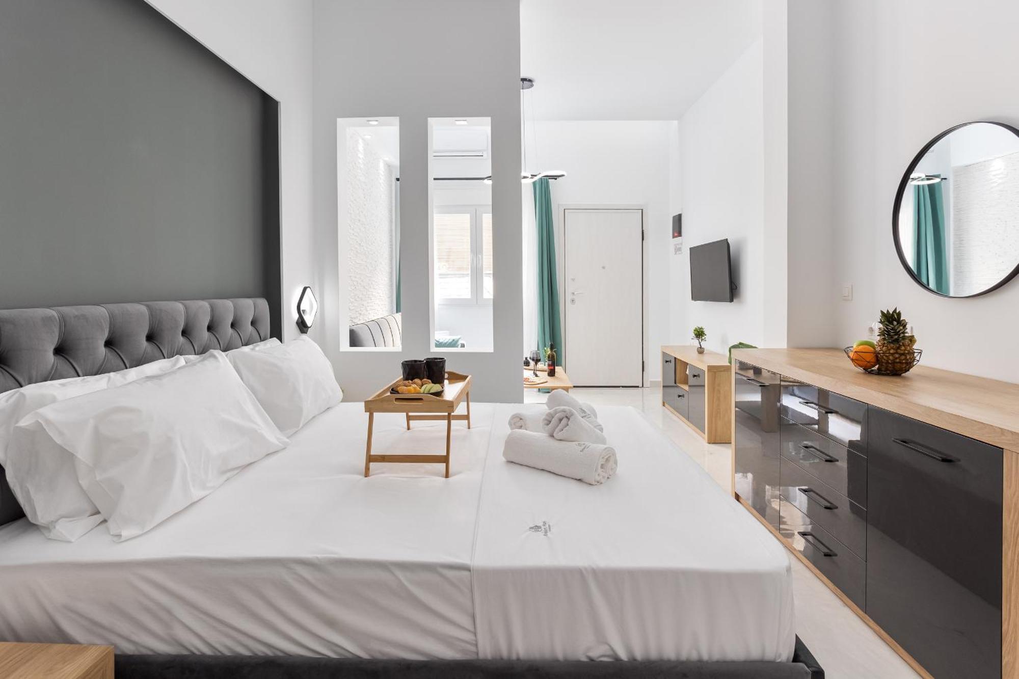 New Luxury Apartment In Downtown Салоніки Екстер'єр фото